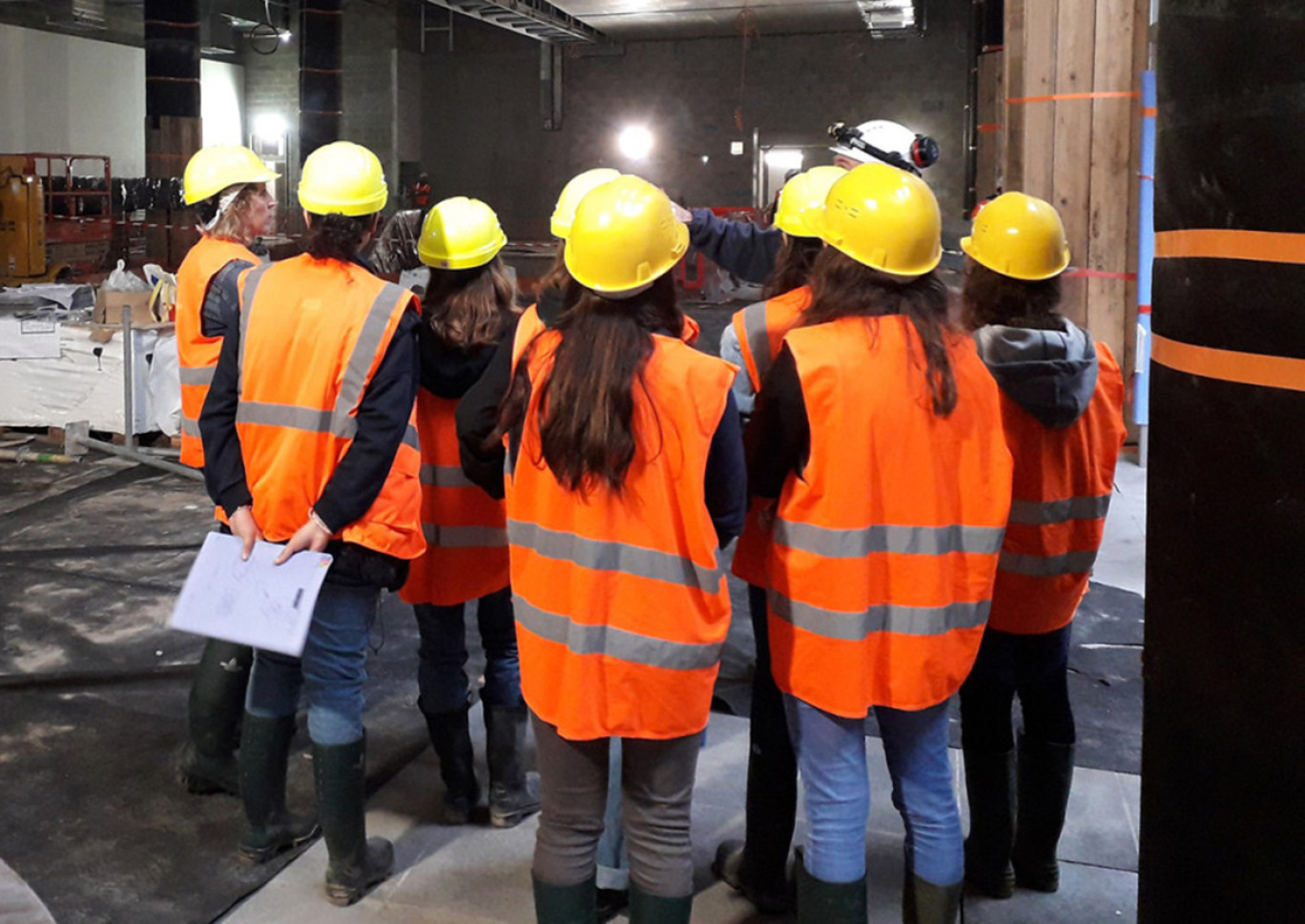 © Elles bougent. À l’occasion de la Semaine de l’Industrie, l’association Elles bougent se mobilise pour encourager les jeunes femmes à épouser des carrières scientifiques et techniques.