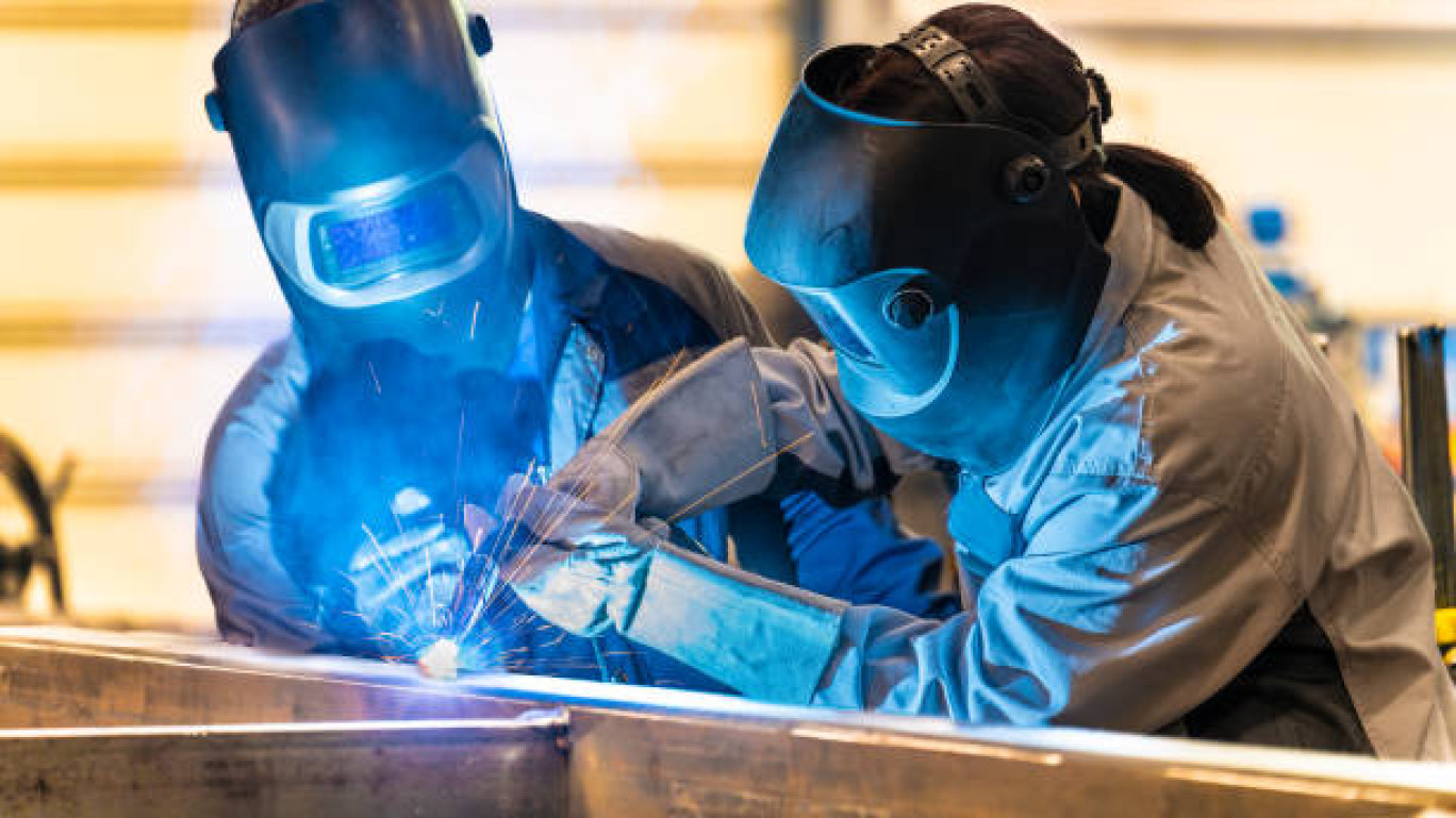 Comme ceux de la chaudronnerie et de la maintenance, les métiers du soudage sont en tension.