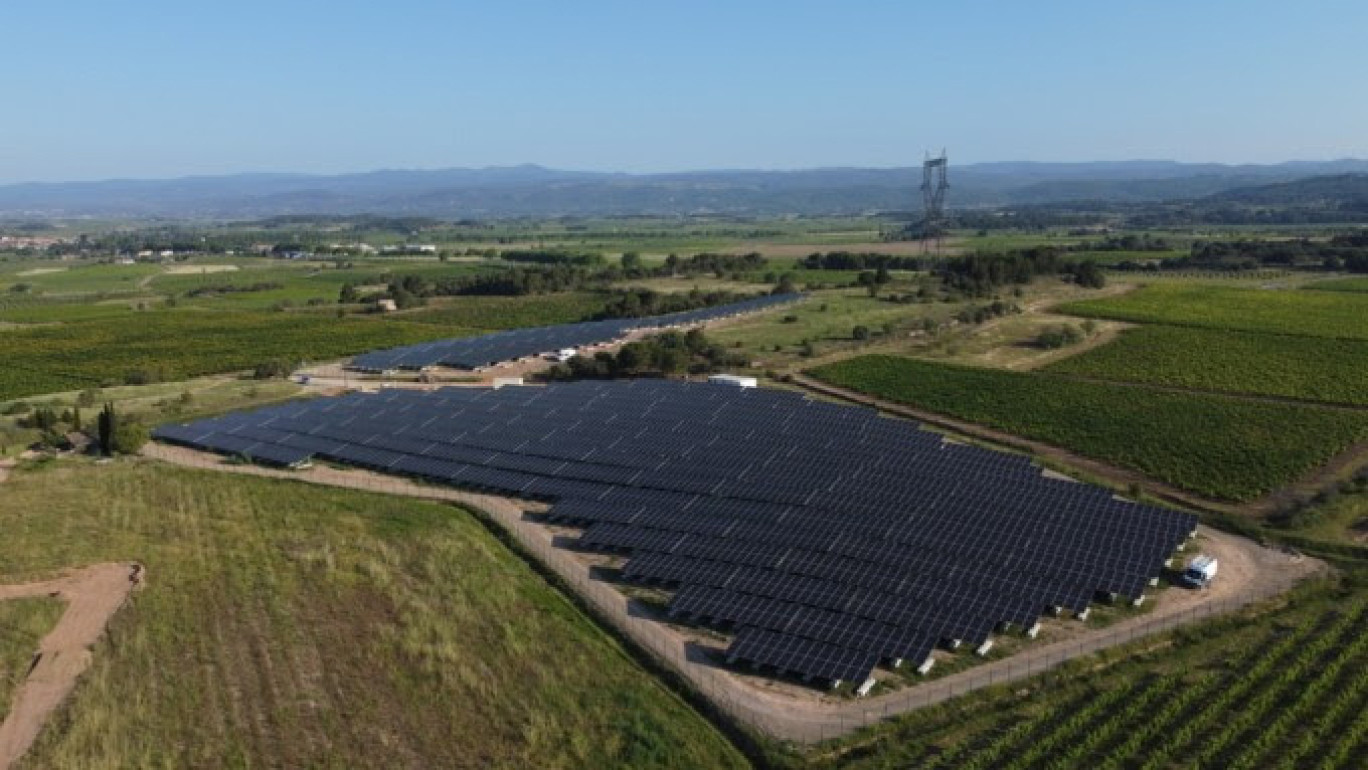 © TotalEnergies. À partir de janvier 2026, l’ensemble des sites de Saint-Gobain seront alimentés en électricité renouvelable produite par TotalEnergies sur ces parcs éoliens et solaires du Grand Est notamment.