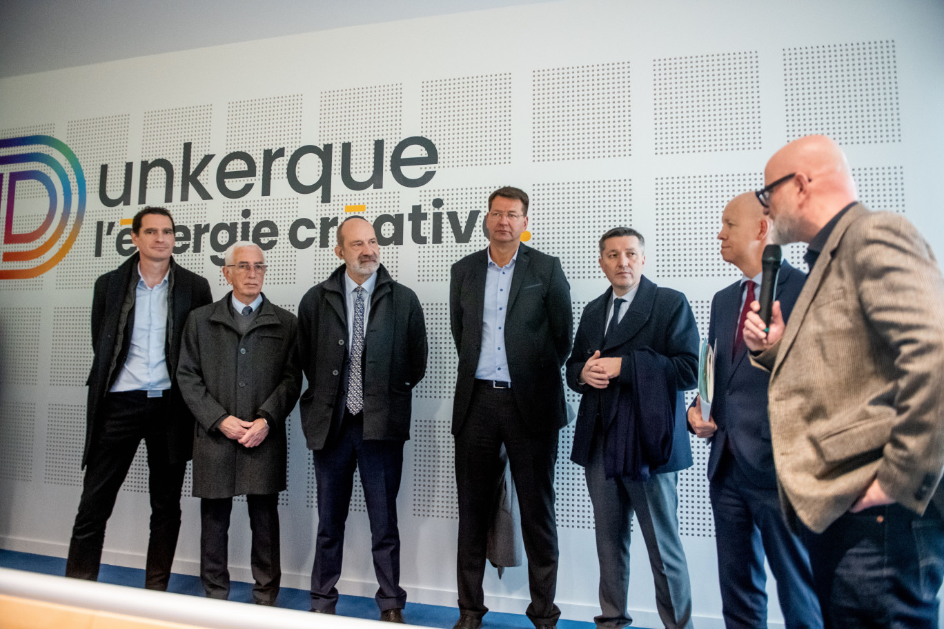 Patrice Vergriete, Président de la Communauté urbaine et Maire de Dunkerque a inauguré le nouveau bâtiment d'ÉcosystèmeD. ©Becoming