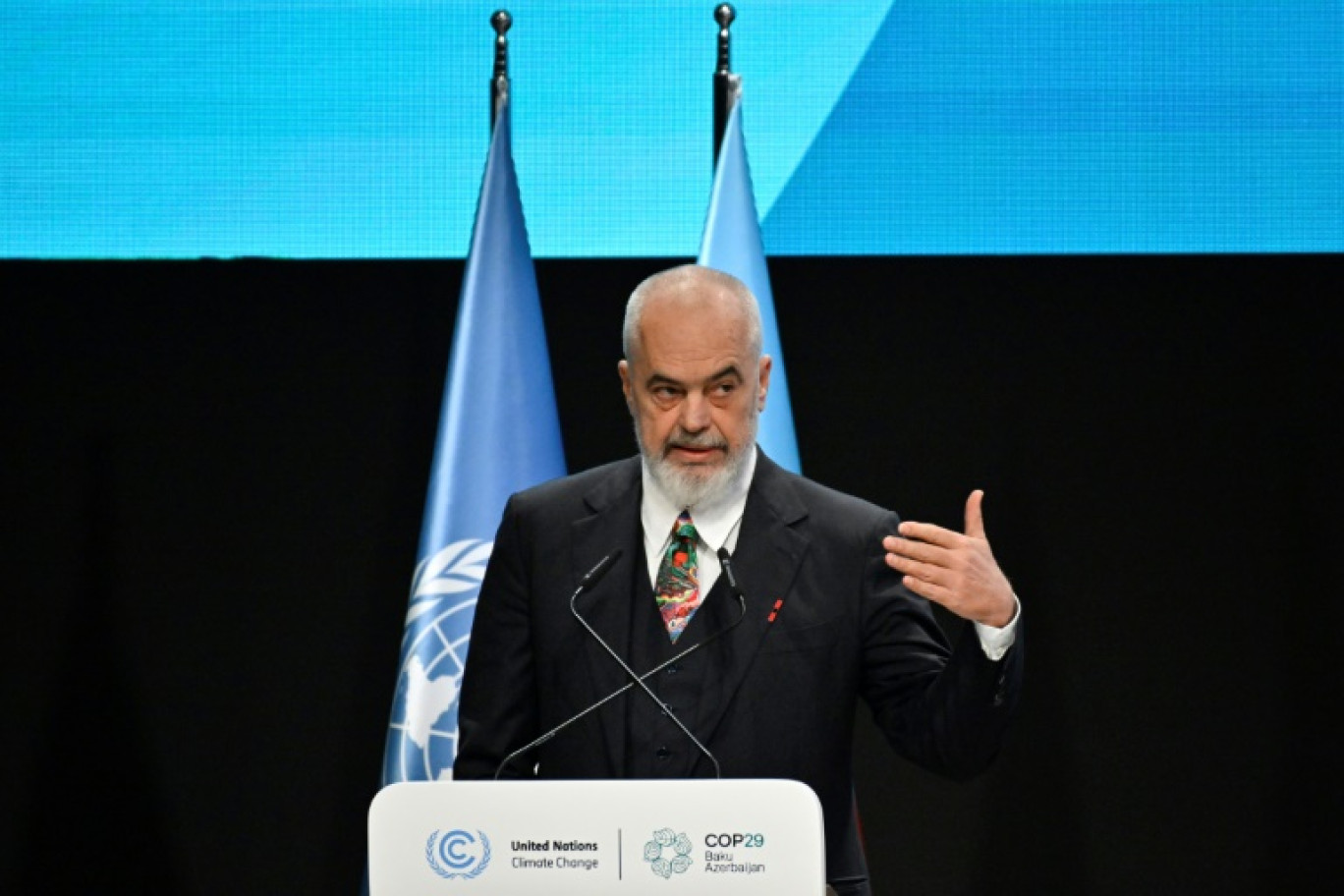 Le Premier ministre albanais Edi Rama à la tribune de la COP29, le 13 novembre 2024 à Bakou, en Azerbaïdjan © Alexander NEMENOV