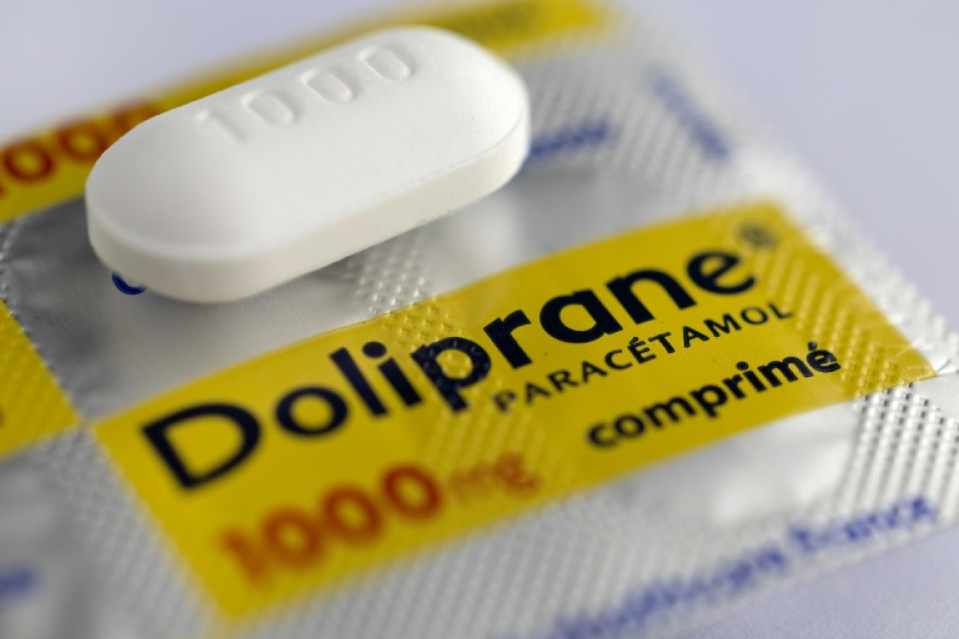 Le Doliprane, au coeur d'une polémique autour de sa vente annoncée par Sanofi, reste le médicament le plus prescrit en France, selon l'Assurance Maladie le 14 novembre 2024 © Fred TANNEAU