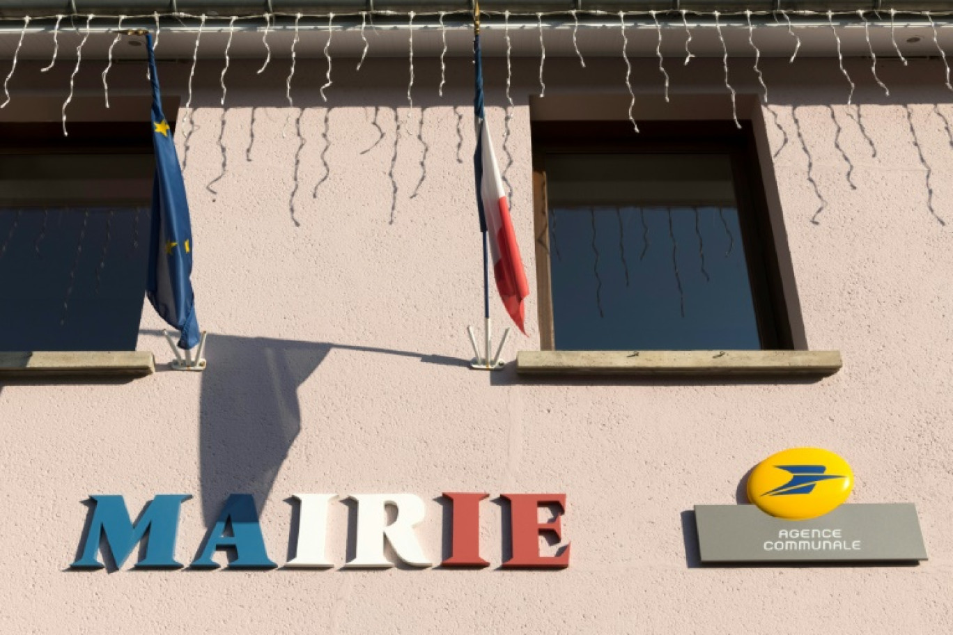 La mairie de Gelles, dans le Puy-de-Dôme, le 28 mars 2020 © Thierry Zoccolan