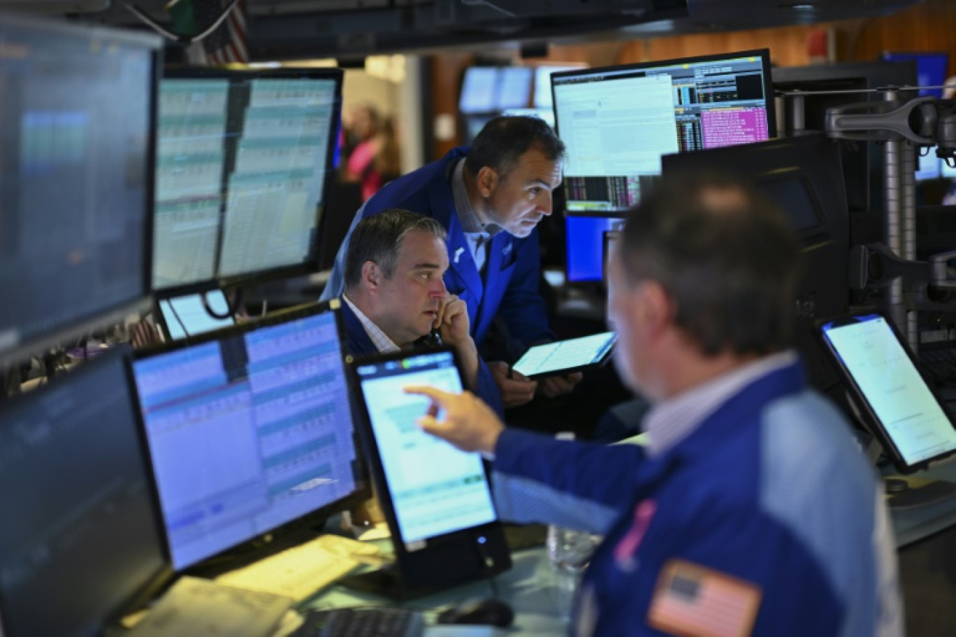 Des opérateurs du New York Stock Exchange © ANGELA WEISS