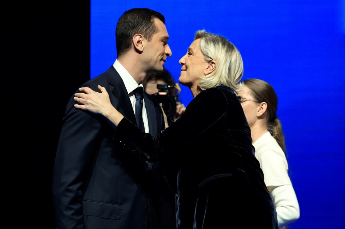 Le président du Rassemblement national (RN), Jordan Bardella (g), et la députée Marine Le Pen, à Nice, le 6 octobre 2024 © Valery HACHE