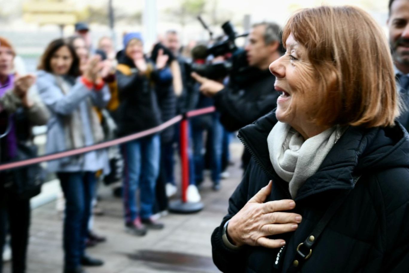 Gisèle Pelicot (d) arrive au tribunal d'Avignon, le 20 novembre 2024 © Christophe SIMON