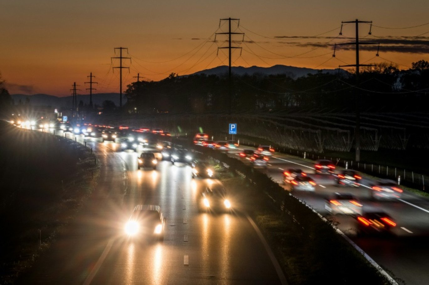 L'autoroute suisse A1 proche de Saint-Prex, le 14 novembre 2024 © Fabrice COFFRINI