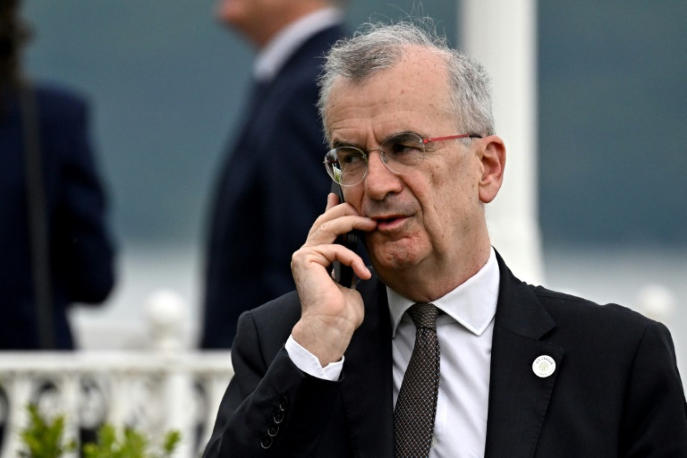 Le gouverneur de la Banque de France François Villeroy de Galhau au sommet du G7 à Stresa en Italie le 24 mai 2024 © GABRIEL BOUYS