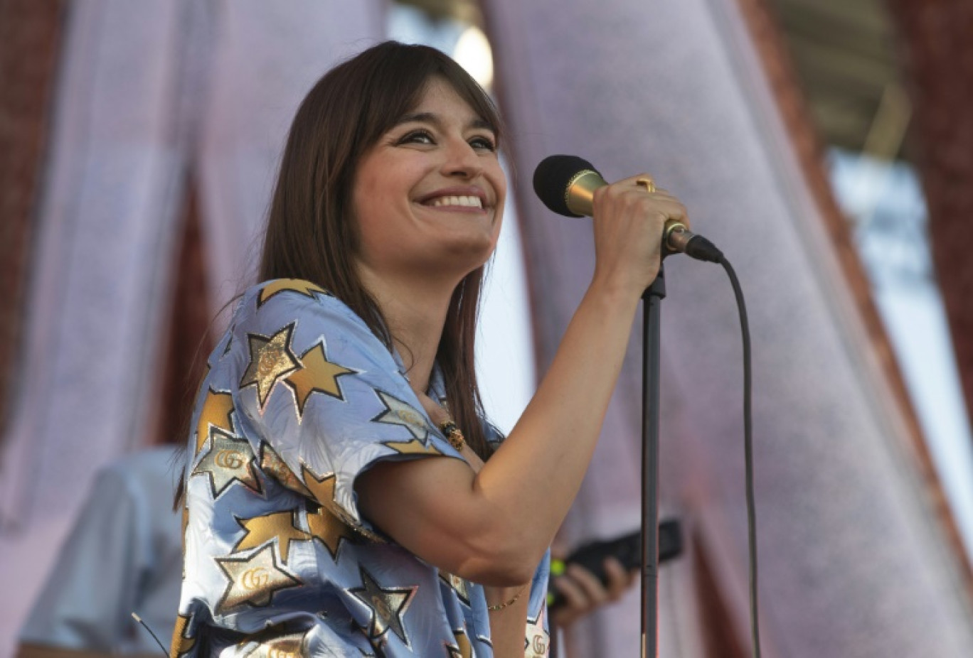 Clara Luciani au festival des Vieilles Charrues le 14 juillet 2022 © FRED TANNEAU