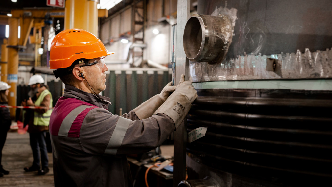 © Johann Marin-Thiery Dans l’atelier aluminium, Fives Nordon réalise des pièces pour l’une des autres filiales du groupe Fives, Fives Cryo, qui seront assemblés sur le site de Golbey. 