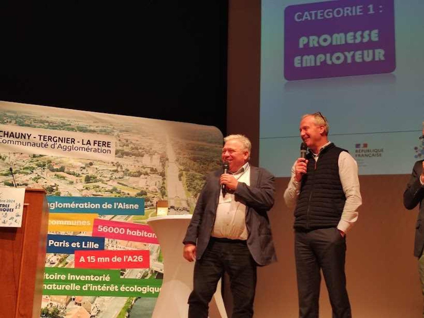 Dominique Ignaszak, président de l'agglomération avec Christophe Coulon, vice-président de la Région Hauts de France  en charge des mobilités, des infrastructures de transport et des ports.