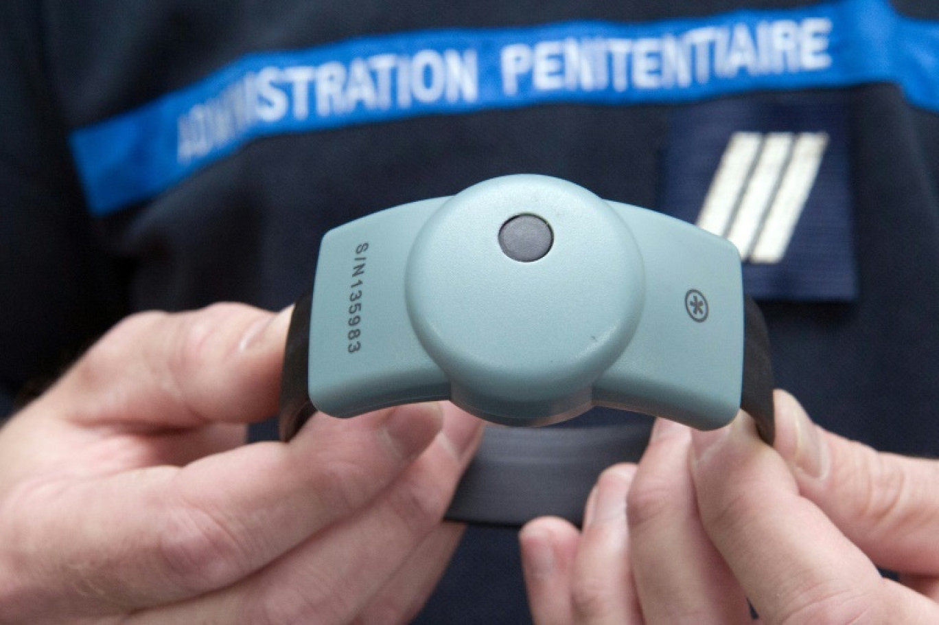 Un bracelet électronique, le 11 juillet 2014, à Besançon © SEBASTIEN BOZON