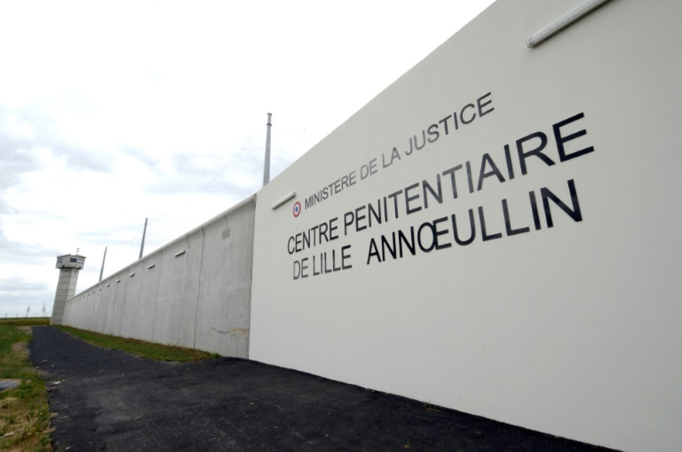 Une enquête judiciaire a été ouverte après la plainte d'un détenu de la prison de Lille-Annoeullin affirmant avoir été agressé par des surveillants © Denis CHARLET