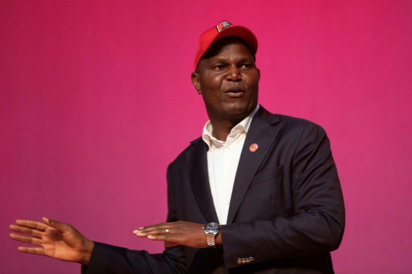 Daniel Chapo, candidat à la présidence du Front de libération du Mozambique (FRELIMO), lors d'un meeting électoral à Maputo, le 2 octobre 2024 © Alfredo ZUNIGA