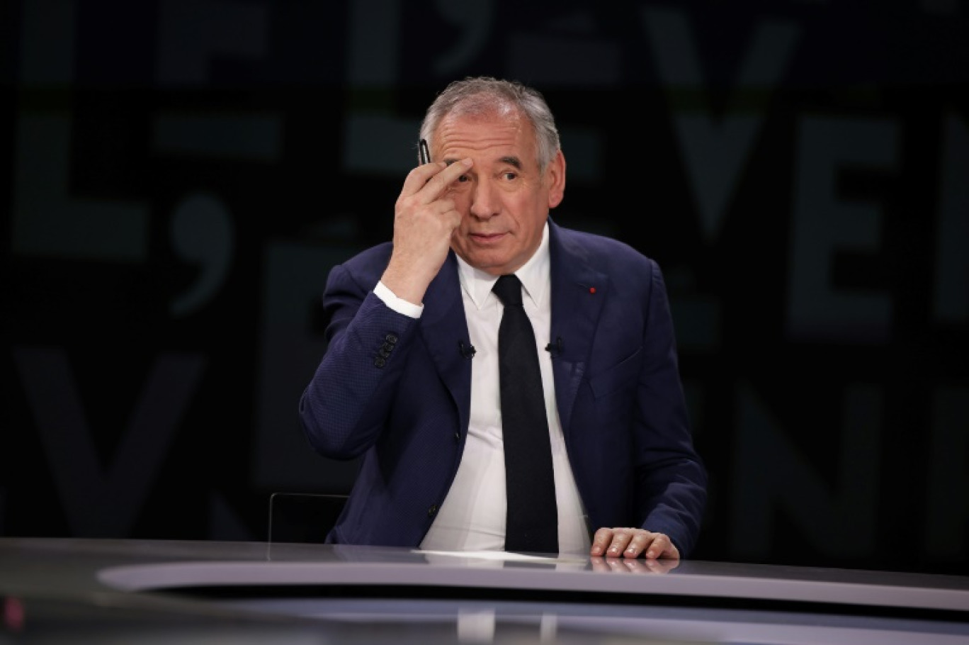 Le Premier ministre François Bayrou sur le plateau de l'émission "L'Evénement" sur France 2, le 19 décembre 2024 à Paris © Valentine CHAPUIS