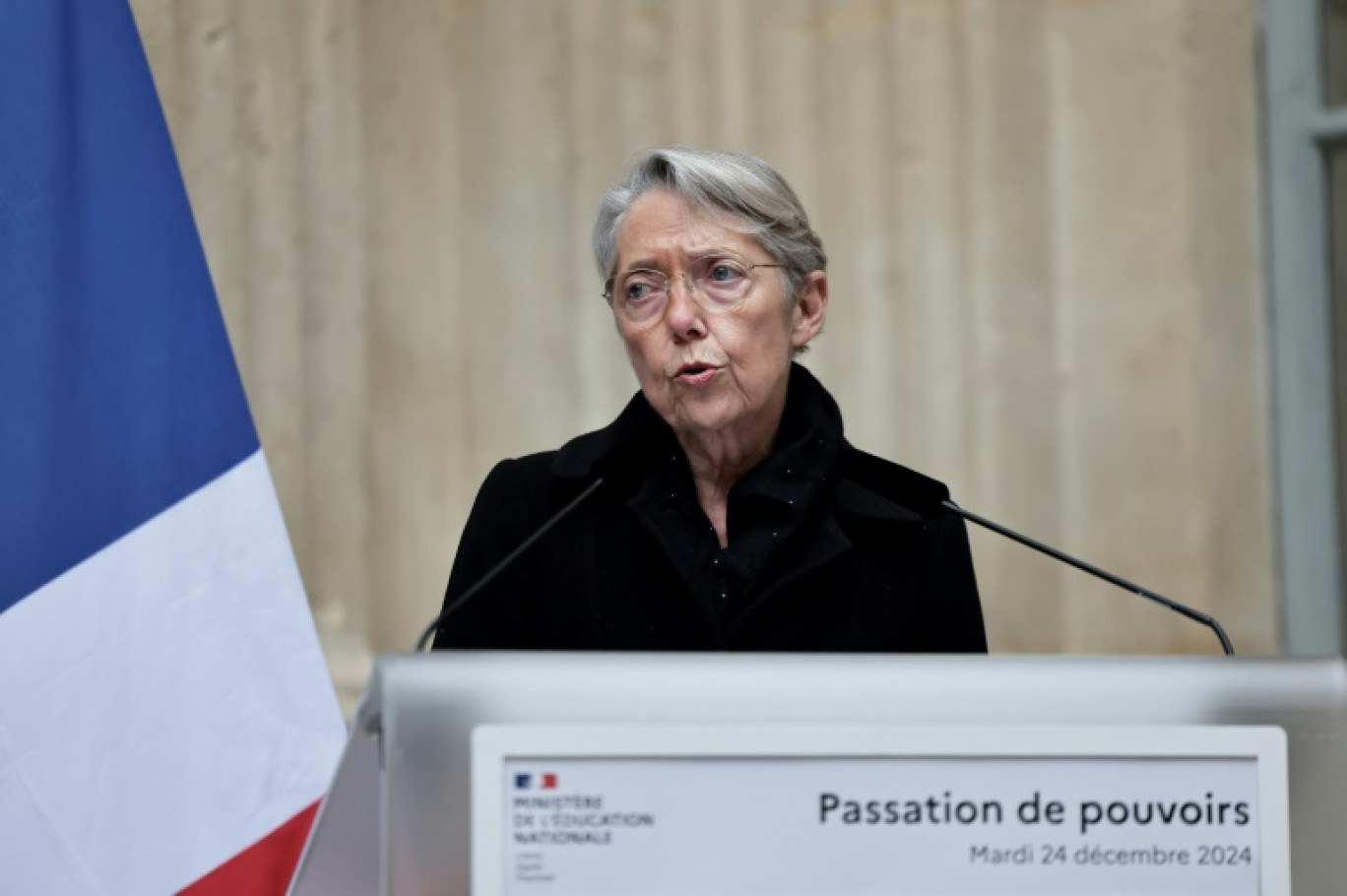 La nouvelle ministre de l'Education Elisabeth Borne, le 24 décembre 2024 à Paris © STEPHANE DE SAKUTIN