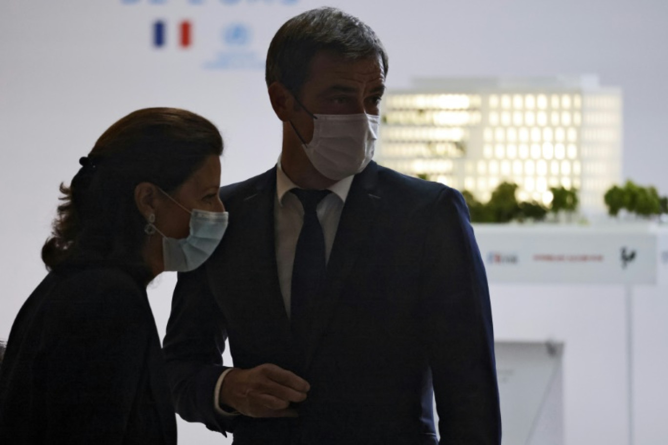 Agnès Buzyn et Olivier Véran le 27 septembre 2021 à Lyon © Ludovic MARIN