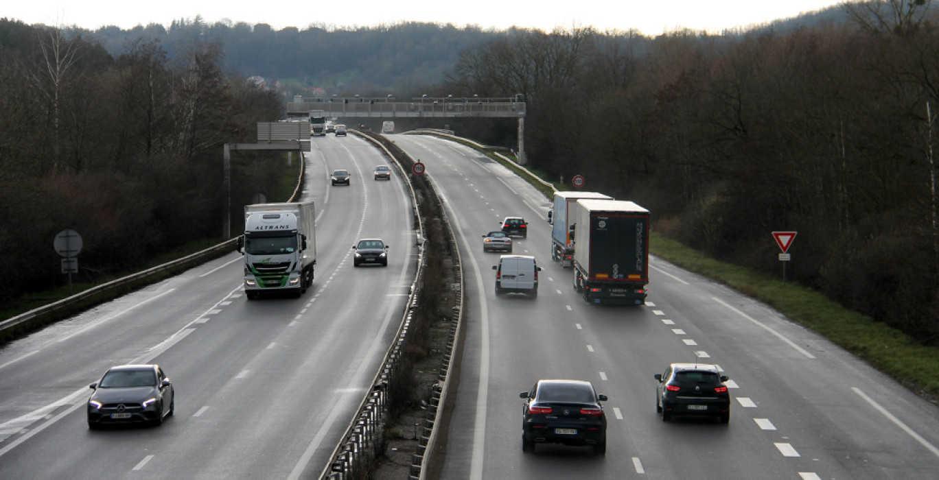 © Une éco-contribution Poids Lourds (ECPL) va voir le jour en 2027 sur le réseau routier national, géré depuis le 1er janvier par la Région Grand Est. 