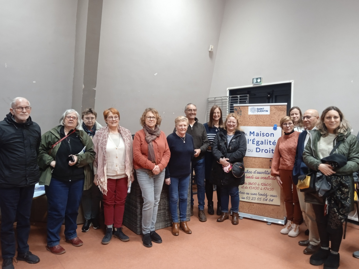 Intervention au Centre social Multicité de Saint-Quentin pour parler arnaques numériques et bancaires. 