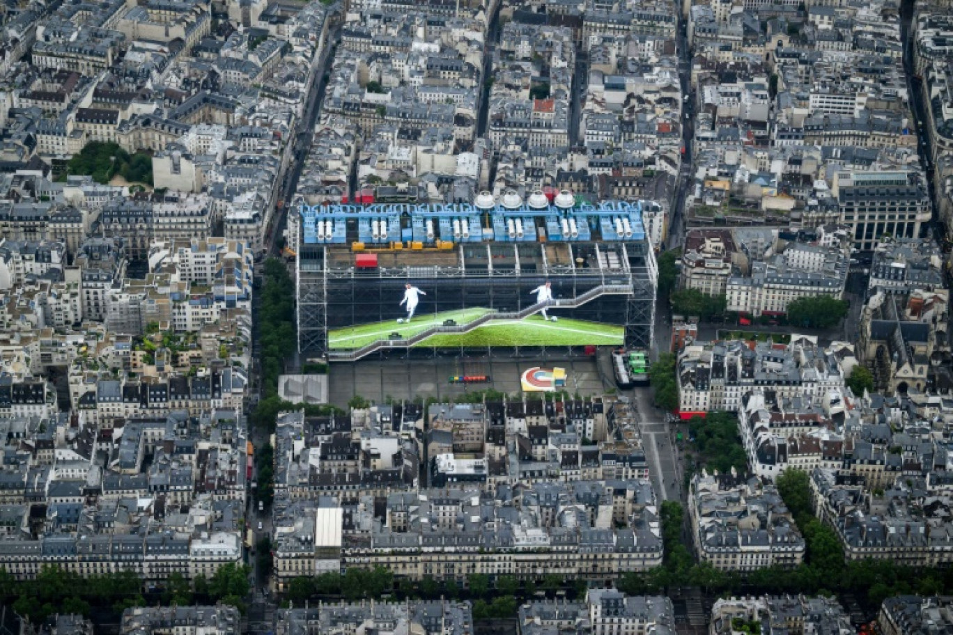 Vue aérienne du Centre Pomopidou, à Paris, le 26 juillet 2024 © Lionel BONAVENTURE