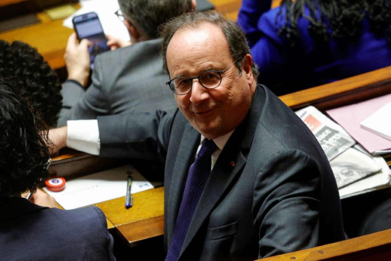 L'ancien président de la République et député socialiste François Hollande, à l'Assemblée nationale, Paris, le 18 décembre 2024 © GEOFFROY VAN DER HASSELT