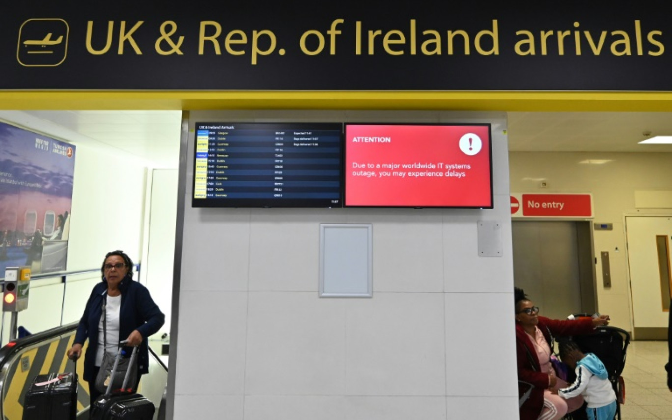 La zone d'arrivée de l'aéroport londonien de Gatwick, le 20 juillet 2024 © Justin TALLIS