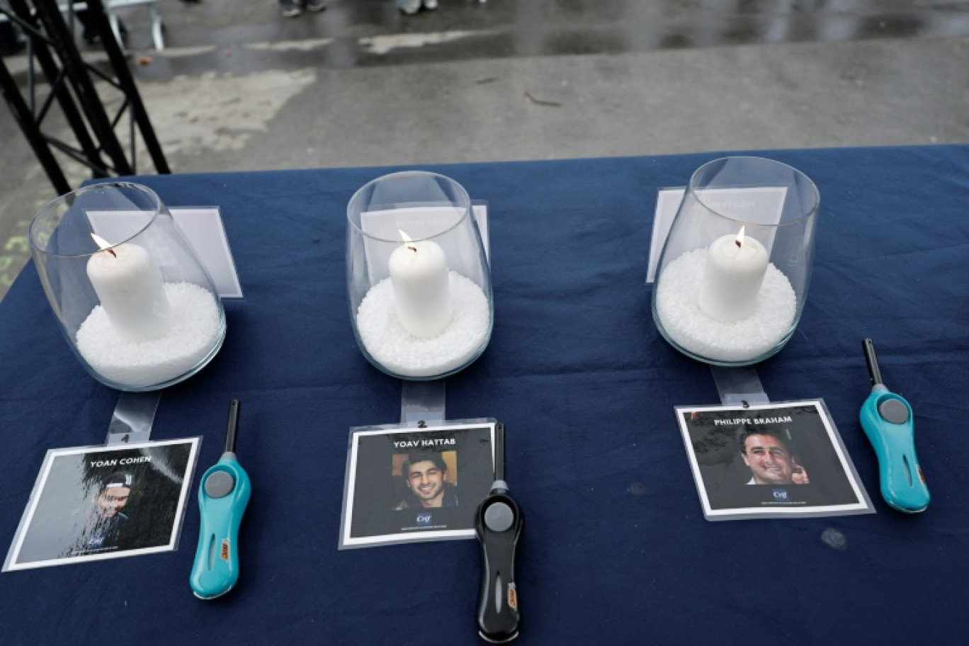 Des portraits des victimes de l'attaque de l'Hyper Cacher lors de la cérémonie d'hommage le 9 janvier 2025 à Paris © STEPHANE DE SAKUTIN