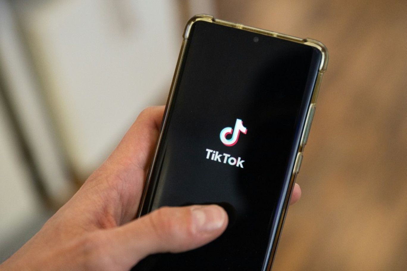 Contre-vidéos, courriers à l'employeur, huissiers, campagne hostile: le patron de Body Minute a tout tenté pour effacer la vidéo moqueuse d'une influenceuse sur TikTok © ANTONIN UTZ