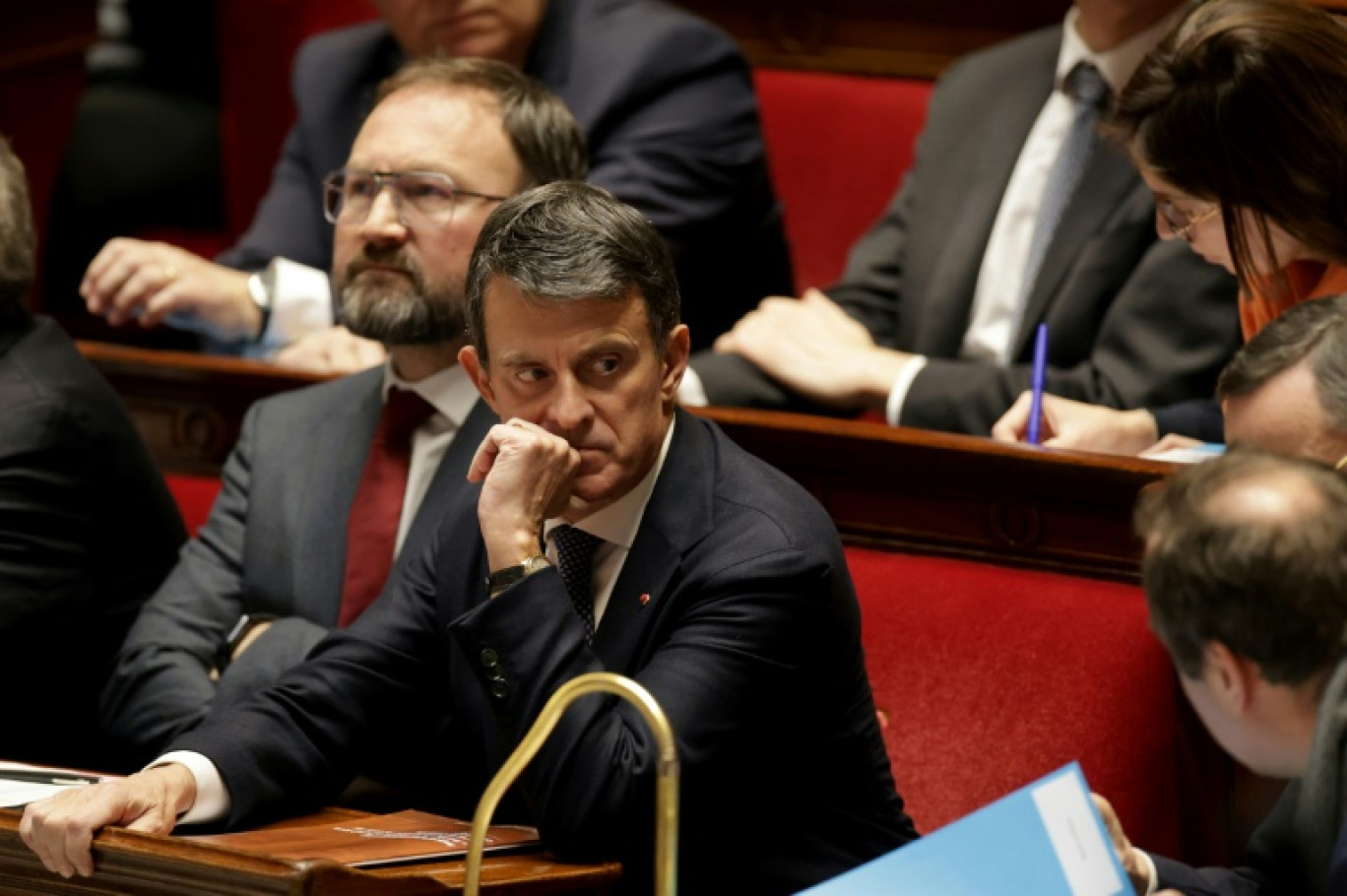 Le ministre des Outre-mer Manuel Valls lors d'une séance de questions au gouvernement à l'Assemblée, le 15 janvier 2025 © Thibaud MORITZ