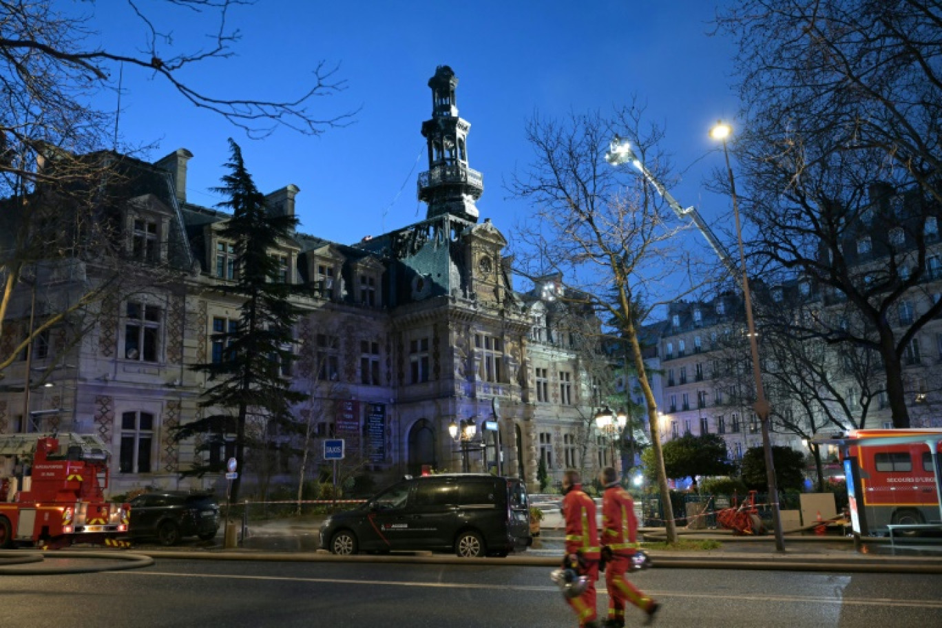 La mairie du 12e arrondissement de Paris, le 27 janvier 2026, après un incendie © Bertrand GUAY