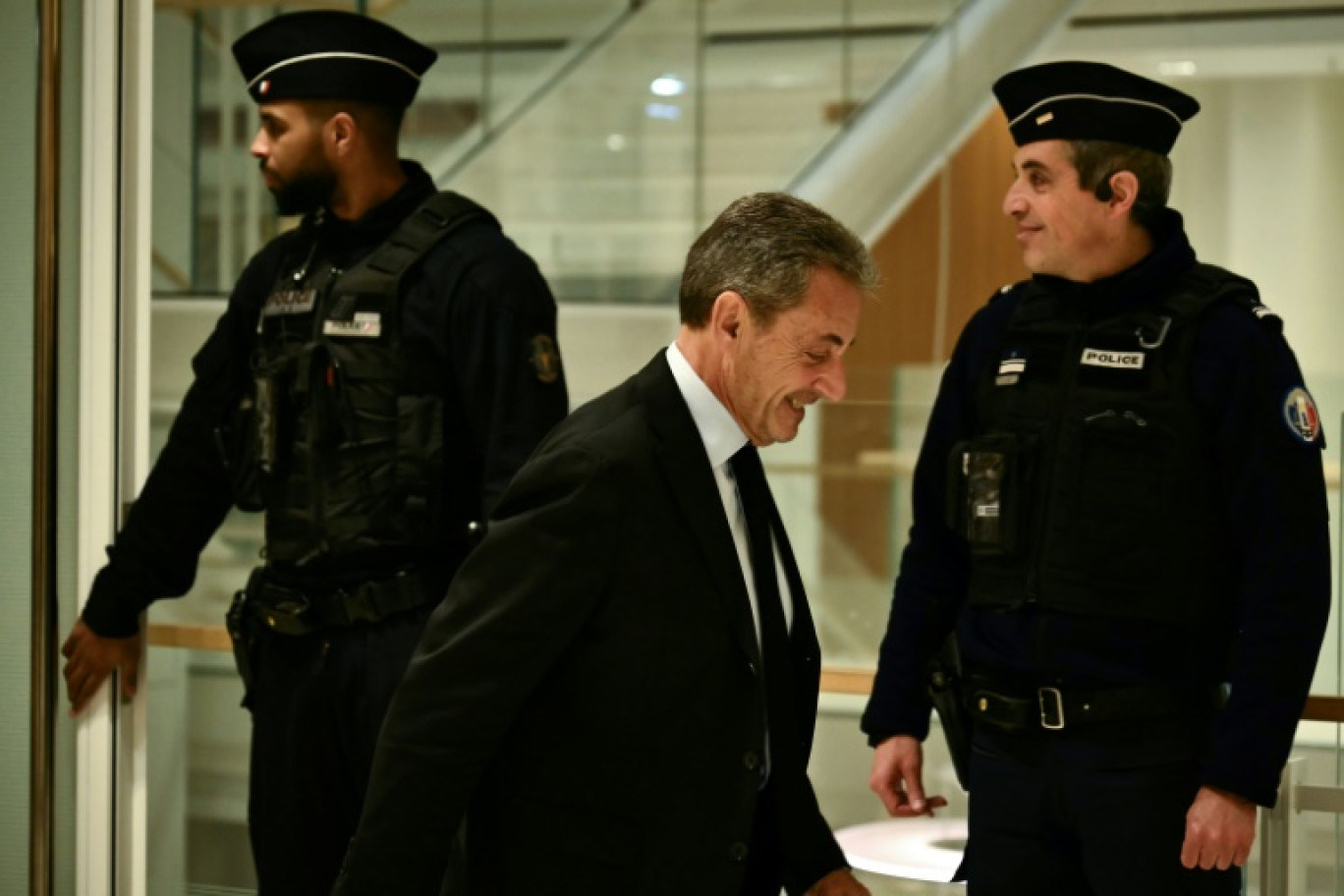 Nicolas Sarkozy à sa sortie du tribunal à Paris le 13 janvier 2025 © Martin LELIEVRE