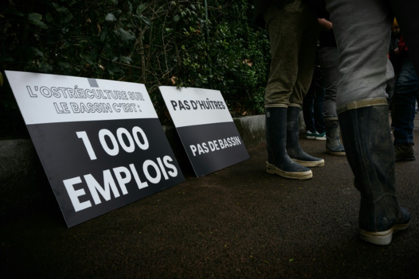 Des ostréiculteurs manifestent à Arcachon, en Gironde © Philippe LOPEZ