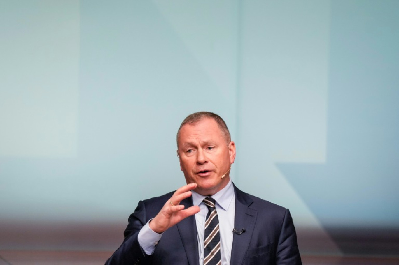 Le directeur du fonds souverain de la Norvège, géré par la banque centrale norvégienne, Nicolai Tangen, lors d'une conférence de presse à Oslo le 31 janvier 2023 © Heiko Junge