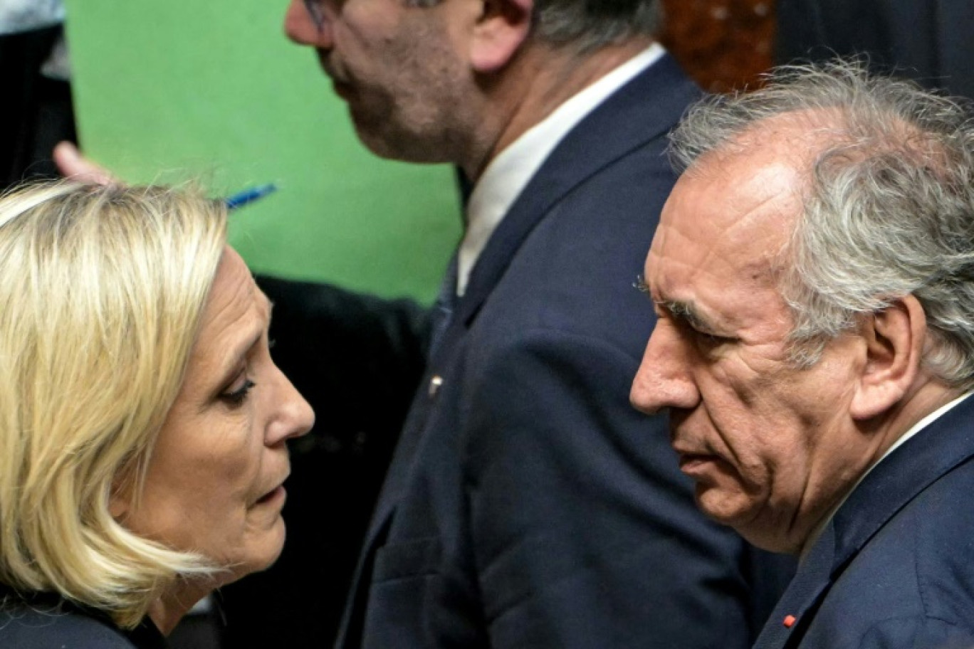 Marine Le Pen (g) et Francois Bayrou, à l'Assemblée nationale à Paris, le 21 janvier 2025 © Bertrand GUAY