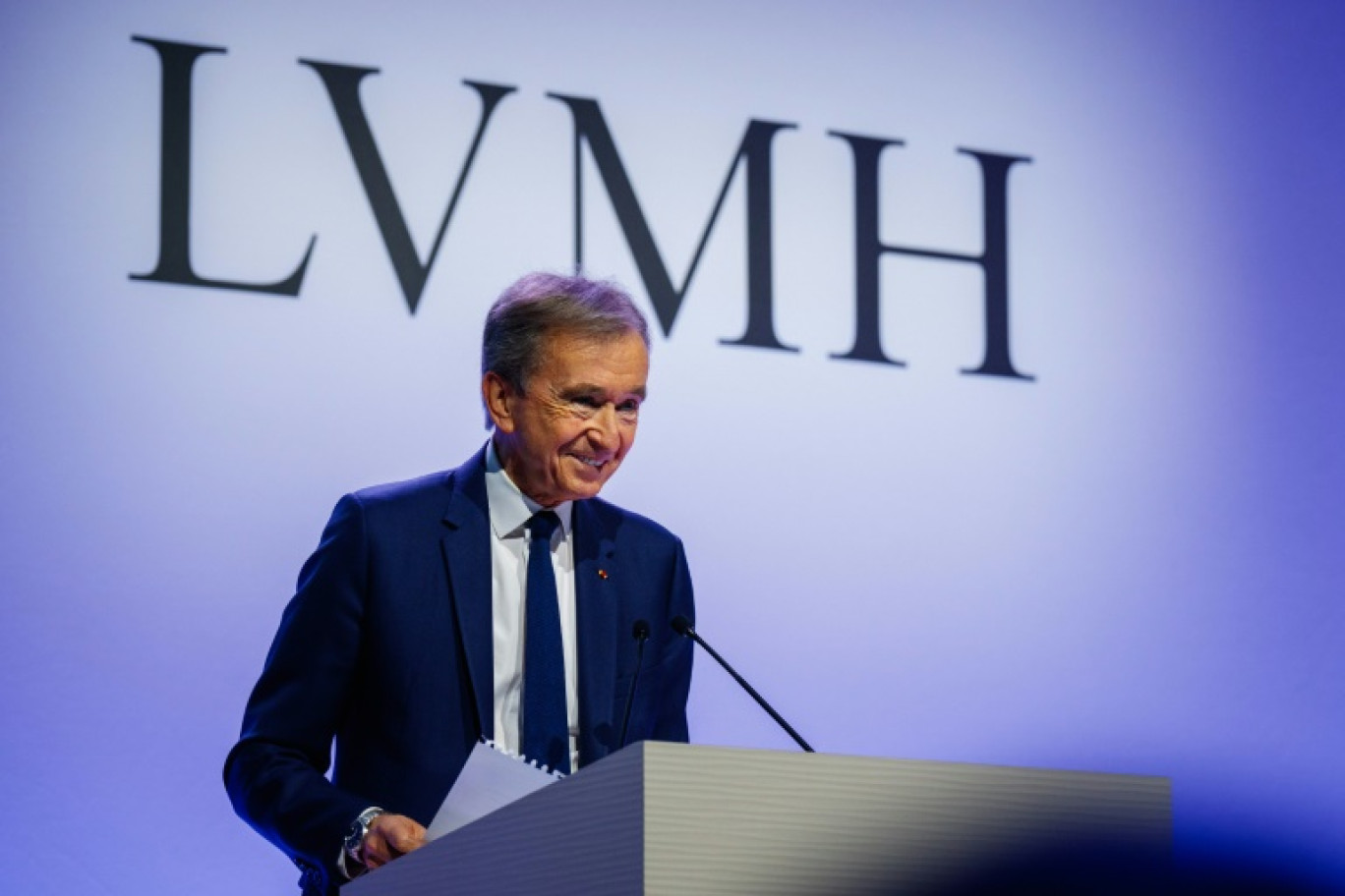 Bernard Arnault, PDG de LVMH, lors de la présentation des résultats annuels du groupe pour 2024, le 28 janvier 2025 © Dimitar DILKOFF