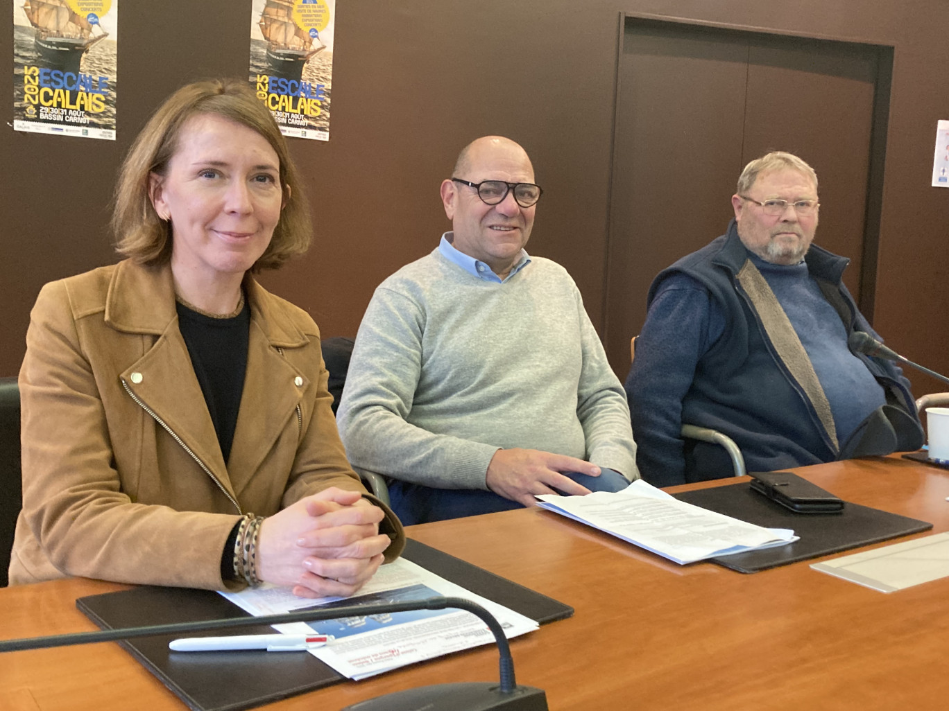 Estelle Dhalluin, directrice de la communication de la Fondation Caisse d’Épargne, Pascal Pestre, adjoint au maire de Calais chargé de l’attractivité et Marcel Charpentier, président de la Fédération régionale pour la culture et le patrimoine maritimes. © Aletheia Press / M. Railane