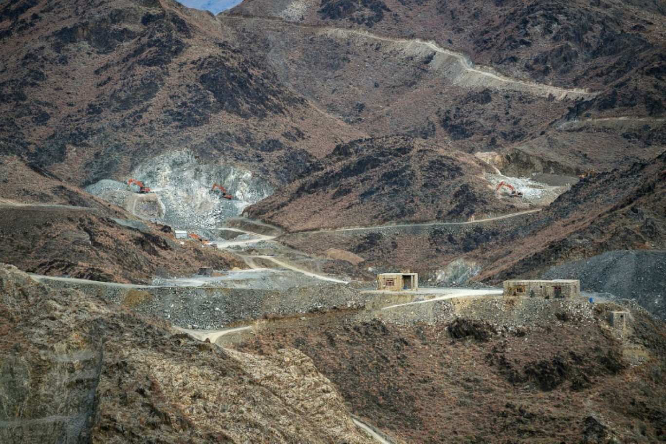 Vue d'un gisement de néphrite dans la montagne de Goshta, dans l'est de l'Afghanistan, le 18 janvier 2025 © Ahmad SAHEL ARMAN