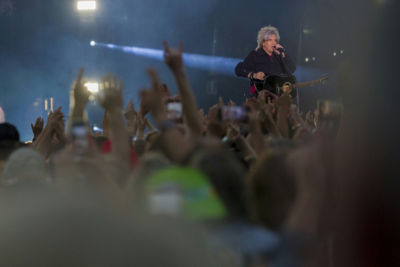 Le groupe Indochine, qui a critiqué la tarification dynamique pour les concerts, sur scène aux Eurockéennes de Belfort, le 2 juillet 2023 © Jean-Christophe VERHAEGEN