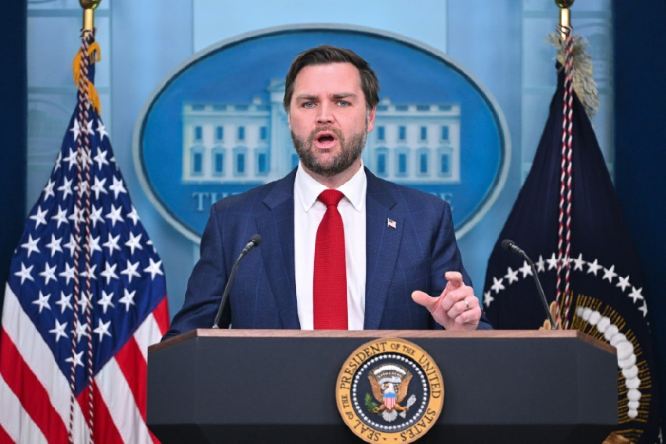 Le vice-président américain J.D. Vance, lors d'une conférence de presse à la Maison Blanche, à Washington, le 30 janvier 2025 © ROBERTO SCHMIDT