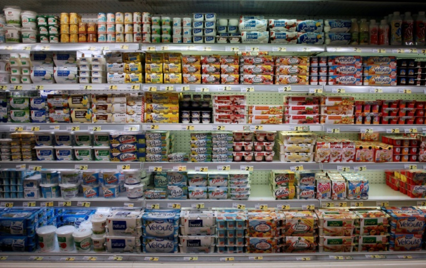 Présent, selon Foodwatch, dans plus de 6.000 produits et notamment ceux dits allégés comme certains sodas sans sucres, yaourts 0% ou encore chewing-gums, l'aspartame, autorisé depuis 1988 en France, suscite des débats quant aux risques pour la santé © CHARLY TRIBALLEAU