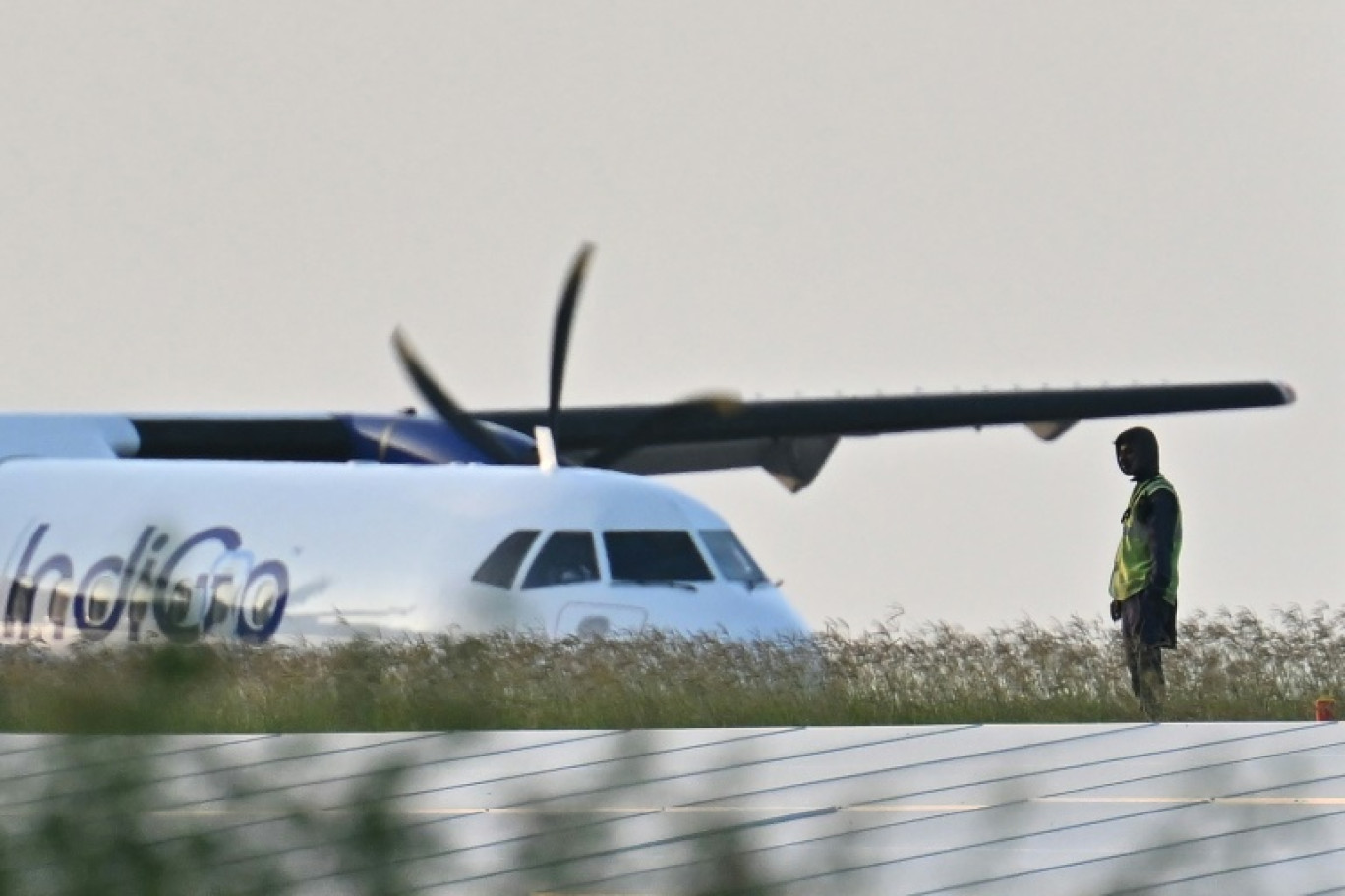 Un avion de la compagnie indienne Indigo à l'aéroport Kempegowda de Bengalore. © IDREES MOHAMMED