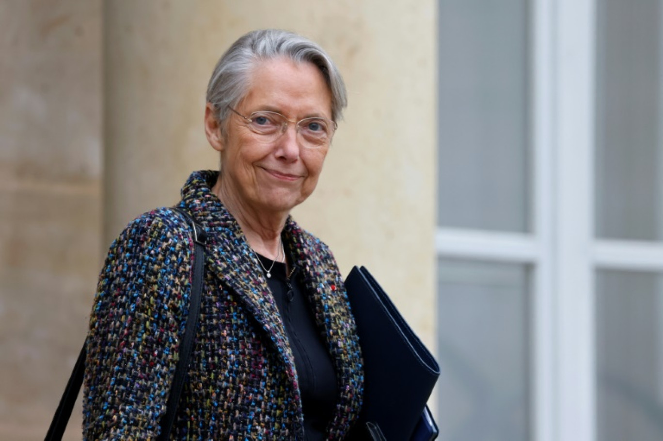 La ministre de l'Education nationale Elisabeth Borne à la sortie de l'Elysée, le 5 février 2025 à Paris © Ludovic MARIN