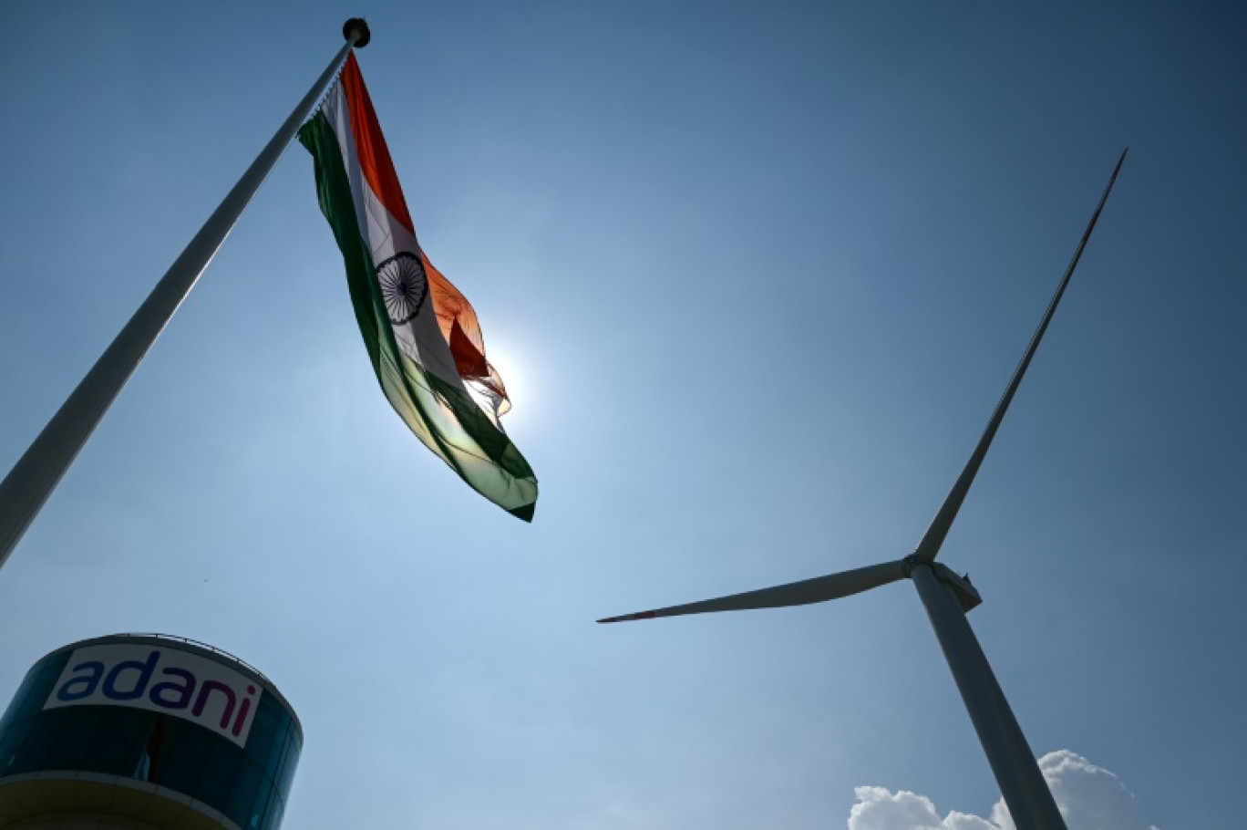 Le groupe indien Adani a annoncé renoncer à un projet de ferme éolienne au Sri Lanka après la décision du gouvernement de "renégocier" l'accord © Punit PARANJPE