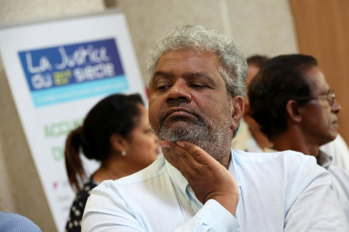 Le député LFI Jean-Hugues Ratenon au tribunal correctionnel de Saint-Denis, le 28 janvier 2025 © Richard BOUHET