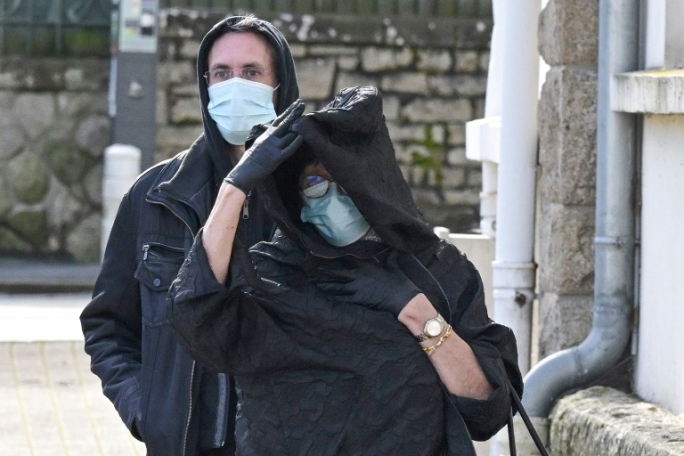 Marie-France le Scouarnec, ex-épouse de Joël le Scouarnec arrive pour le procès de son ex-mari à Vannes, Bretagne, le 24 février 2025 © Damien MEYER