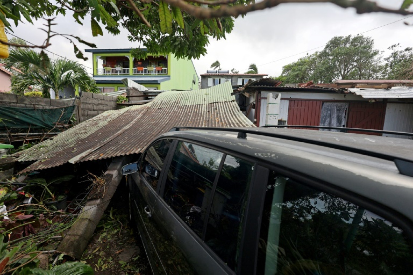 Les dégâts provoqués par le passage du cyclone Garance à Sainte-Anne sur l'île de La Réunion, le 1er mars 2025 © Richard BOUHET