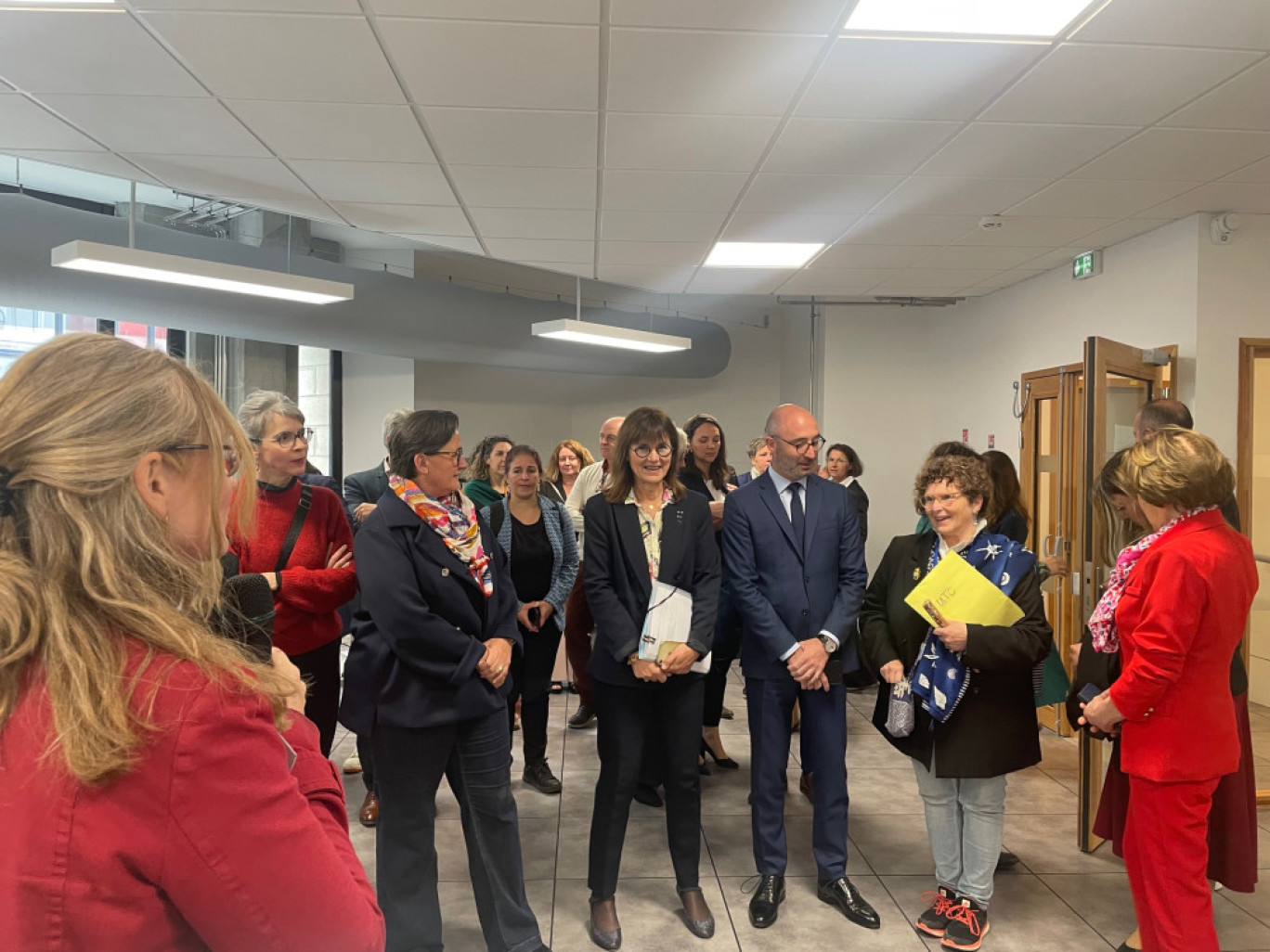 Une visite complète en présence notamment de Daniel Leca, Vice-président du Conseil Régional des Hauts-de-France, Manoëlle Martin, Vice-présidente de la Région Hauts-de-France, Arielle François, Maire adjointe Compiègne et Sophie Béjean, Rectrice de la région académique Hauts-de-France.