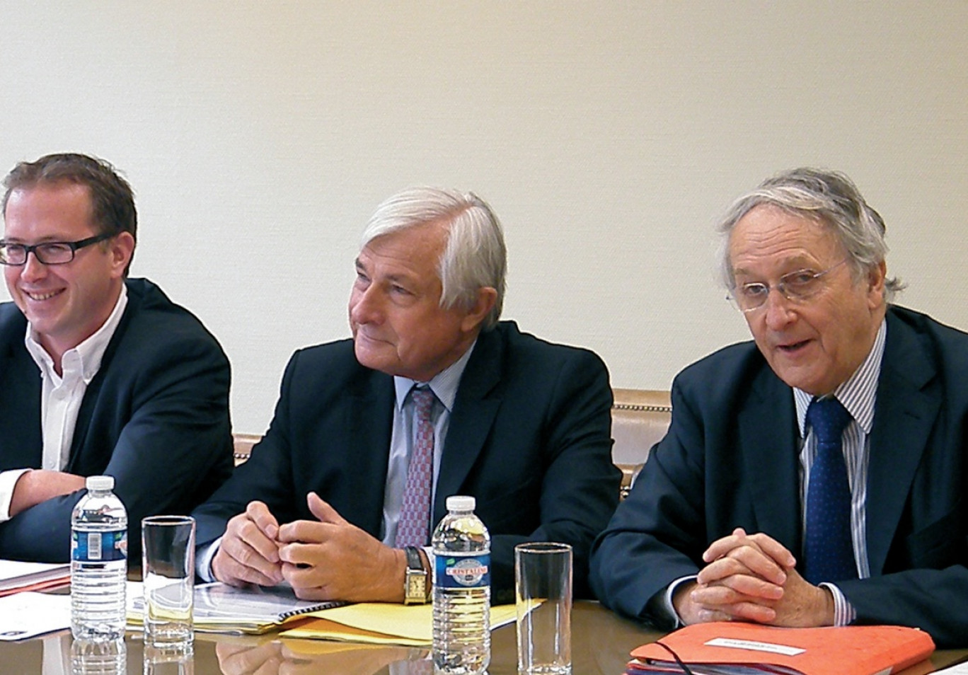 Yann Capet, président de la commission mer du Conseil régional, Jean-Marc Puissesseau, président de la CCI Côte d’Opale, et Daniel Percheron, président du Conseil régional.