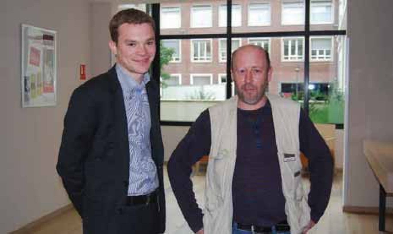 Christophe avec son directeur, Cyril Vantard.