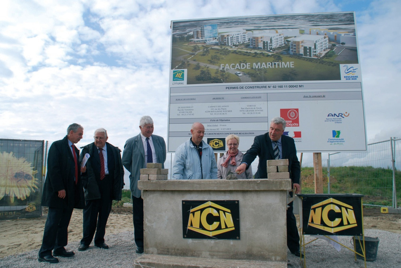 La première pierre a été posée par le ministre Frédéric Cuvillier le 4 juin. Le chantier devrait durer 18 mois.